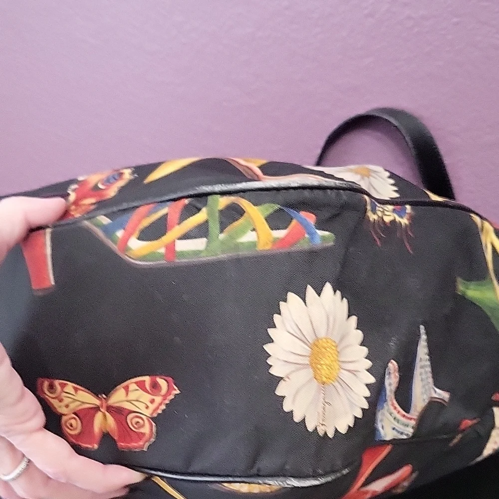 Salvatore Ferragamo Black Tote with Matching Scarf - Picture 10 of 15